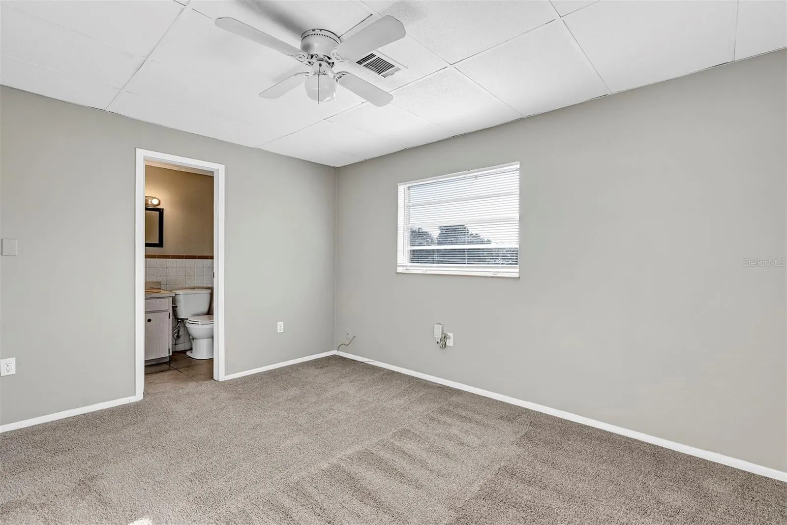 15 PALM CT