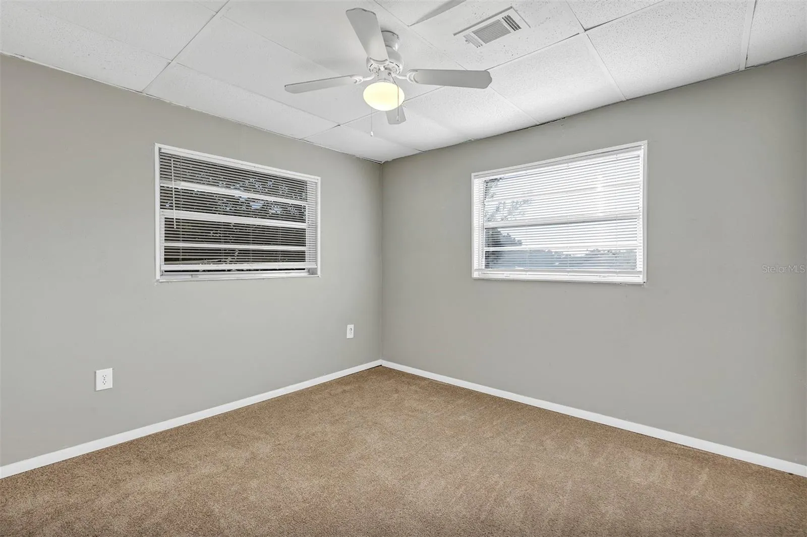 15 PALM CT