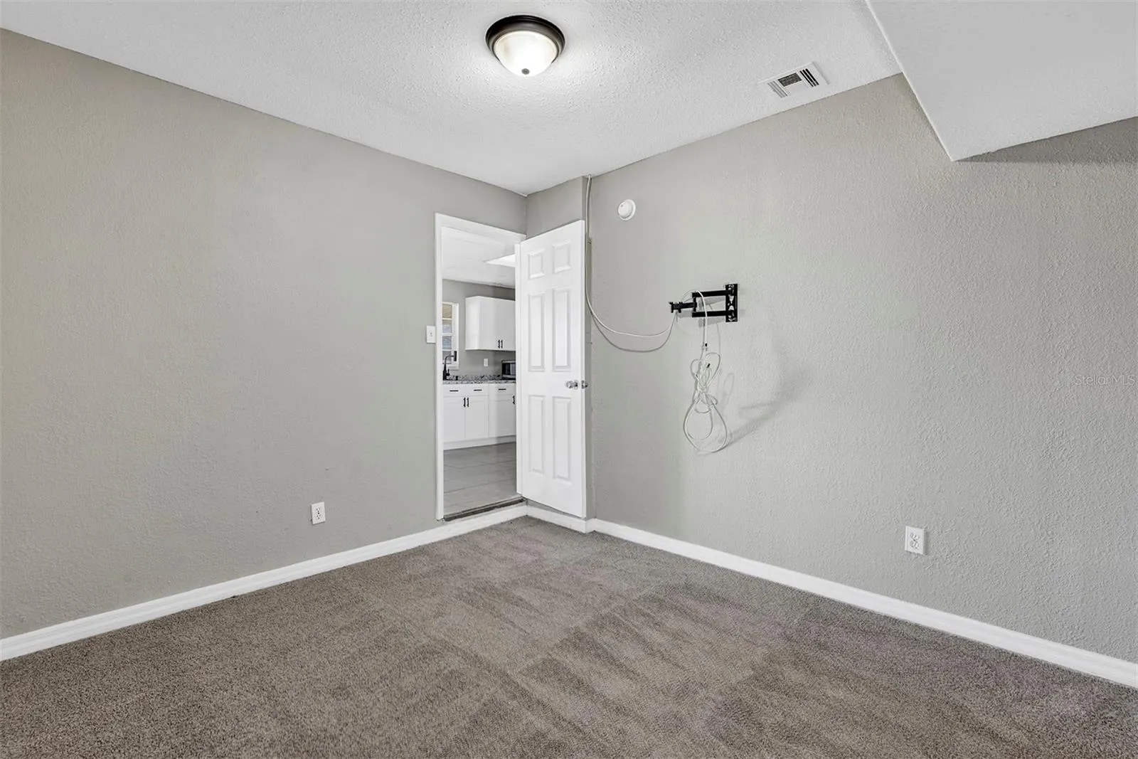 15 PALM CT