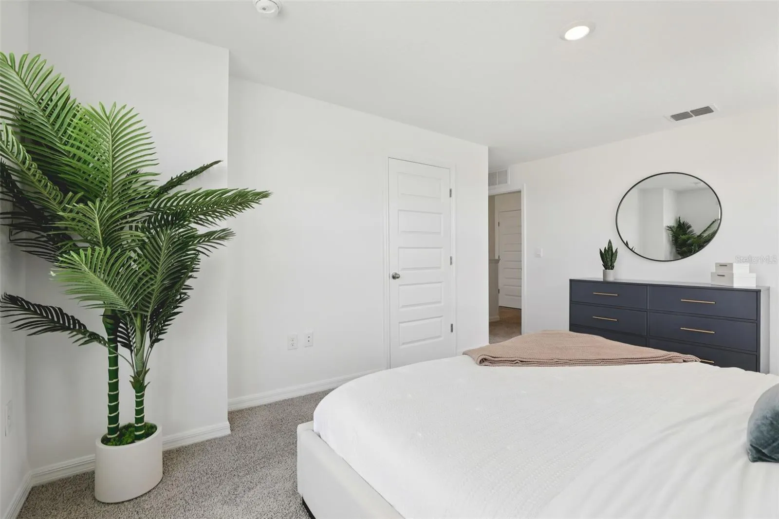 2314 AVEENO AVE