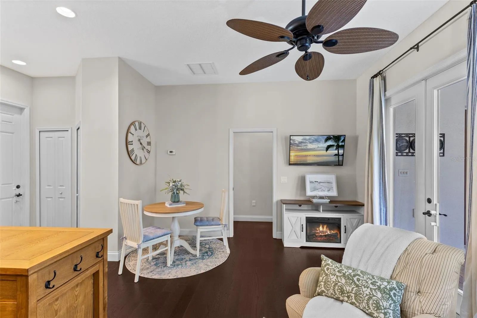 334 PENINSULA ISLAND PT