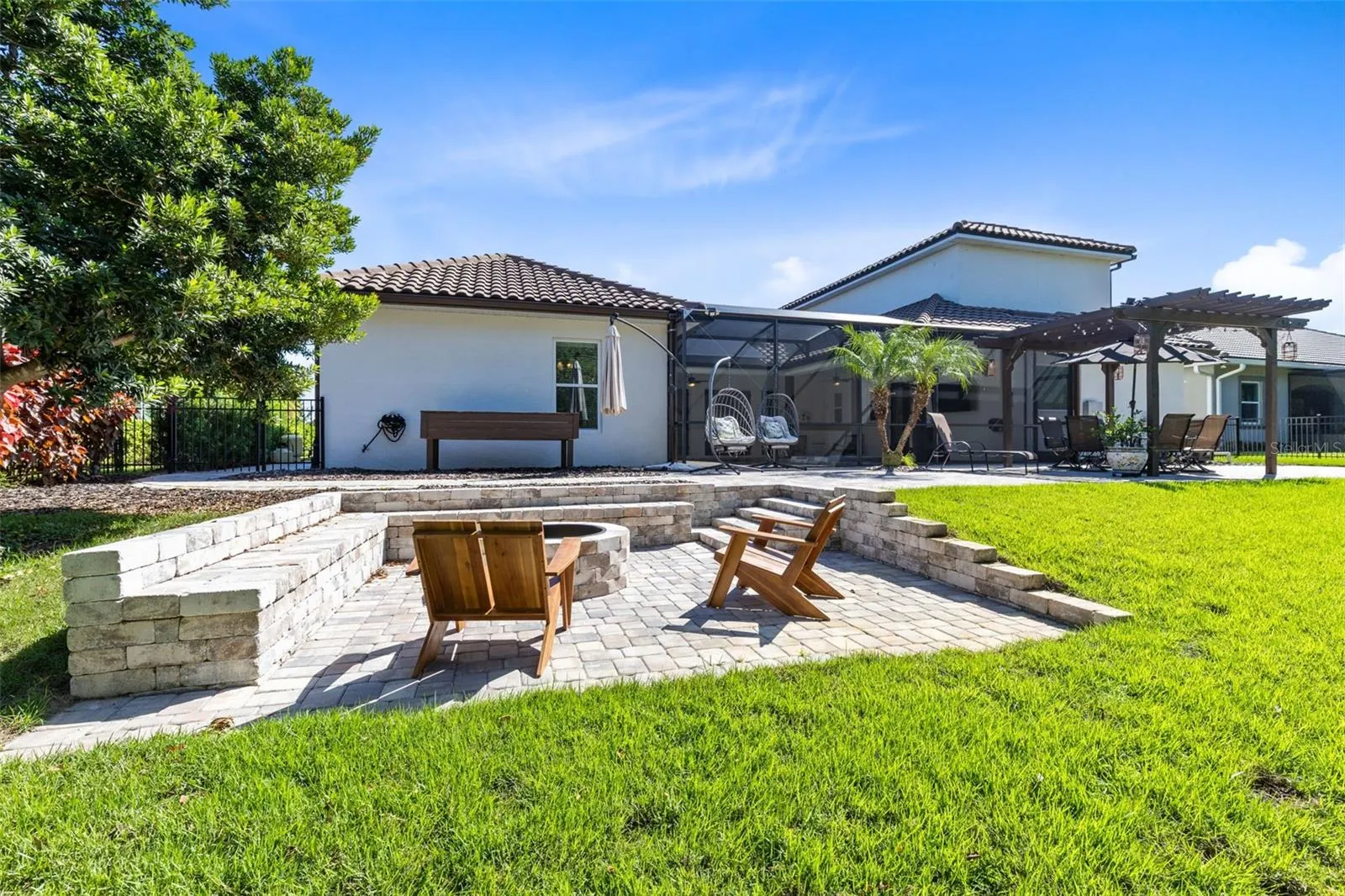 334 PENINSULA ISLAND PT