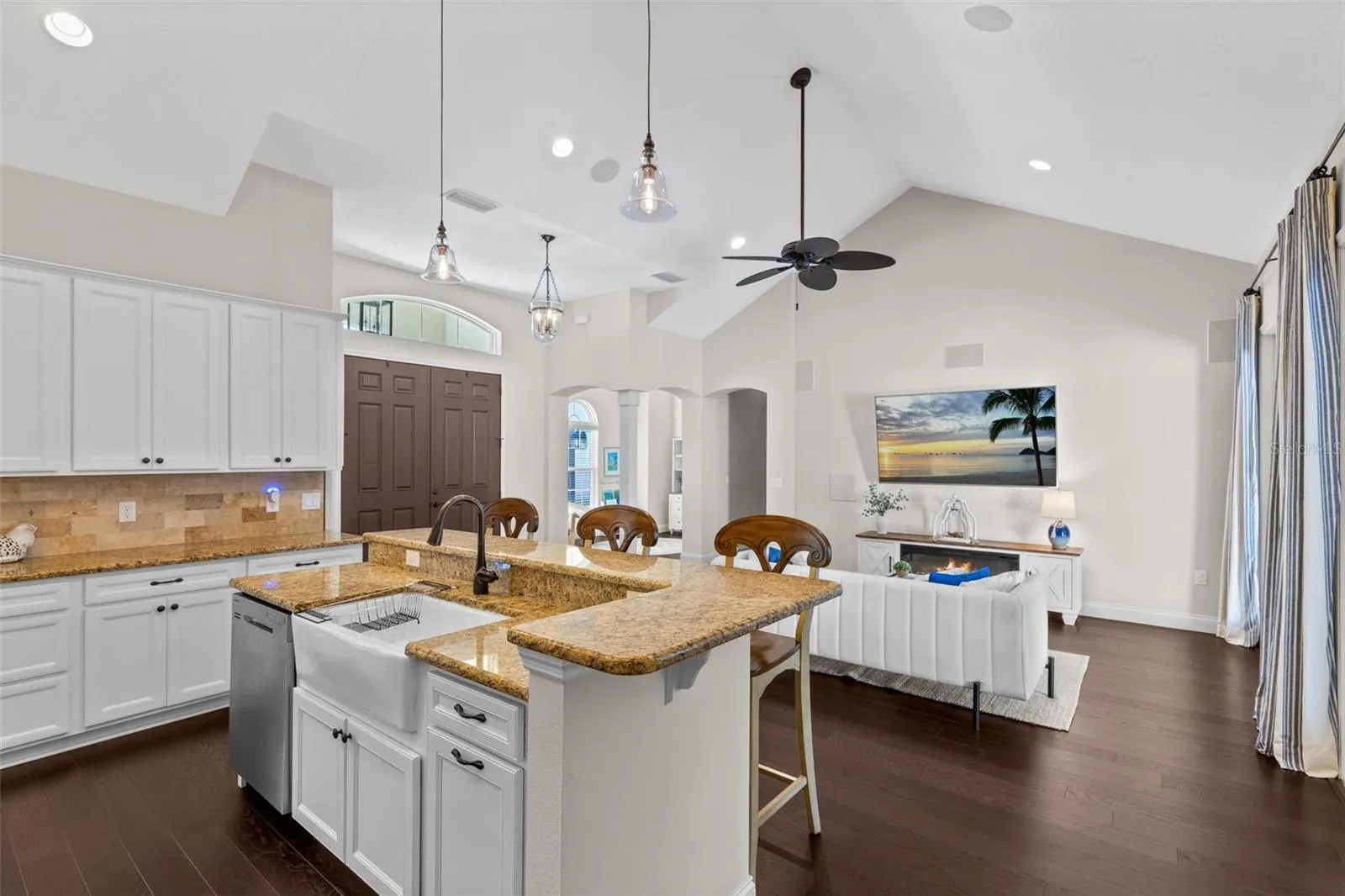 334 PENINSULA ISLAND PT