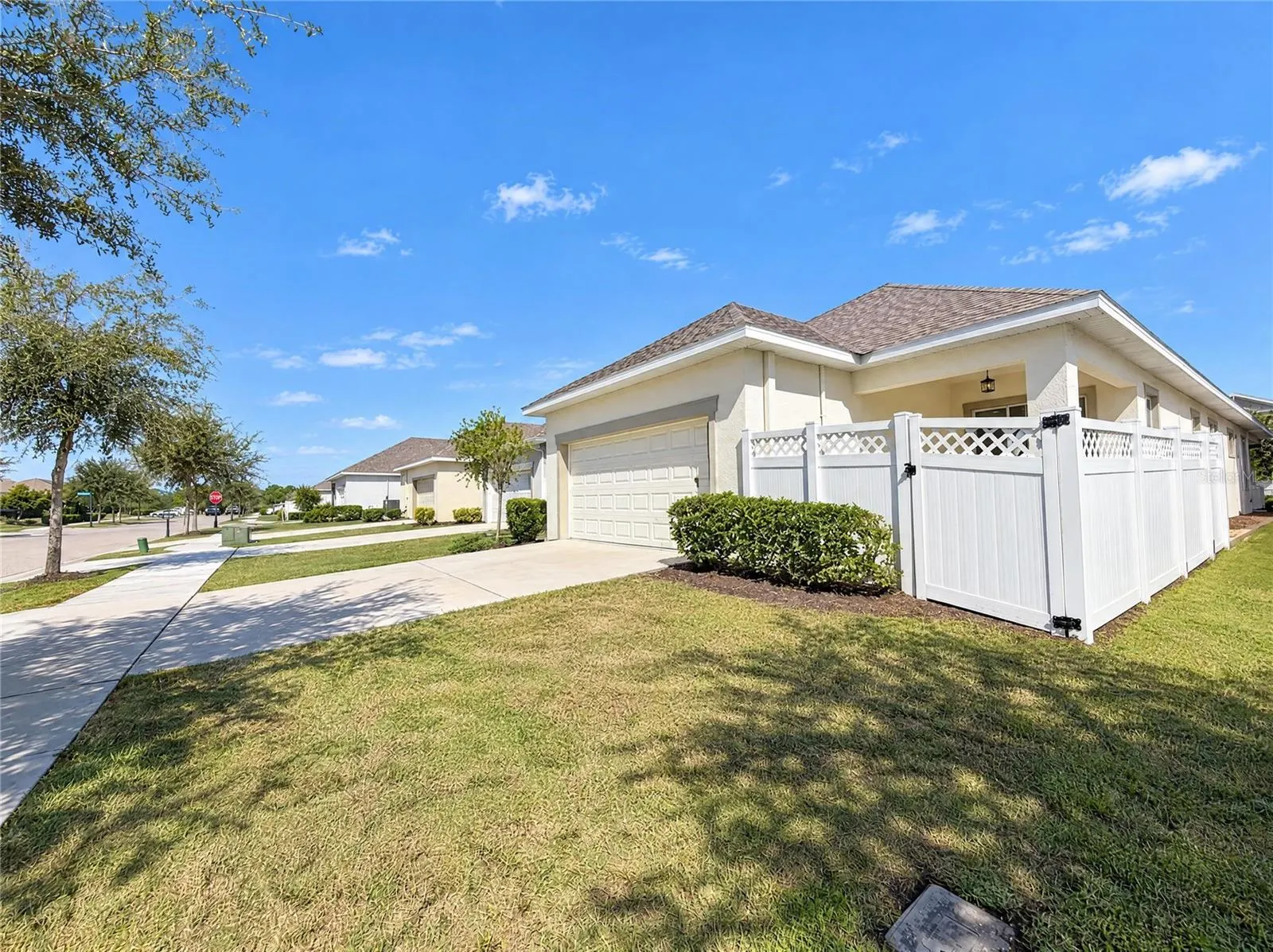 724 WINTERSIDE DR