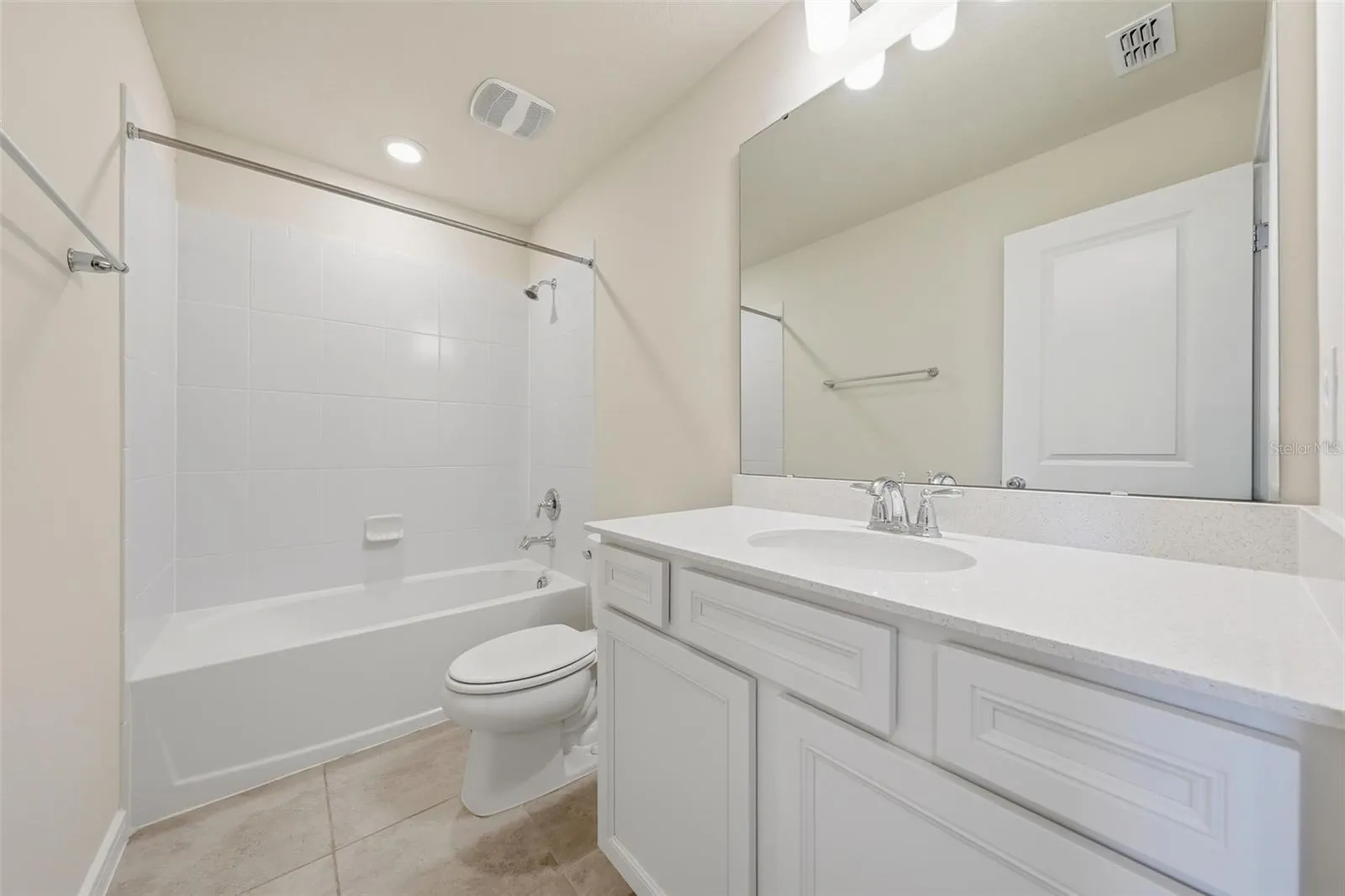 5586 PINELAND RUN