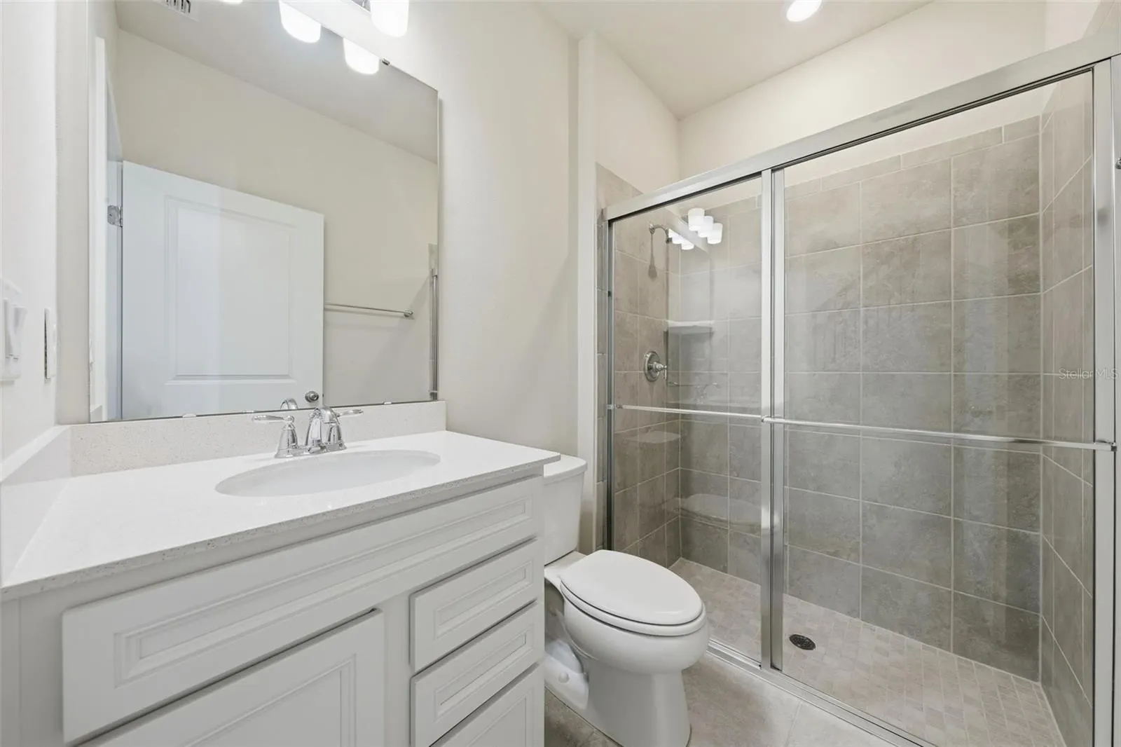 5586 PINELAND RUN