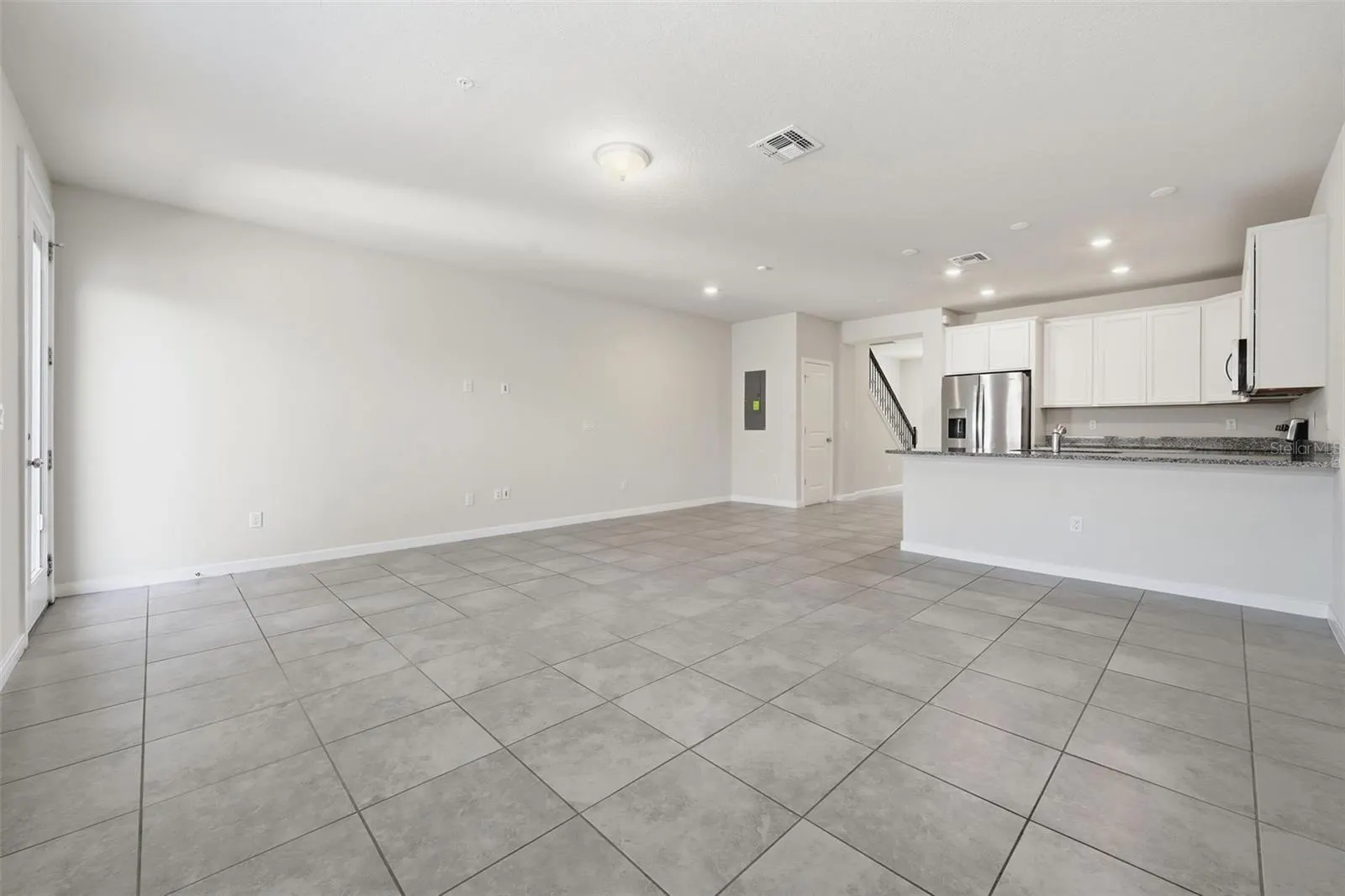5586 PINELAND RUN