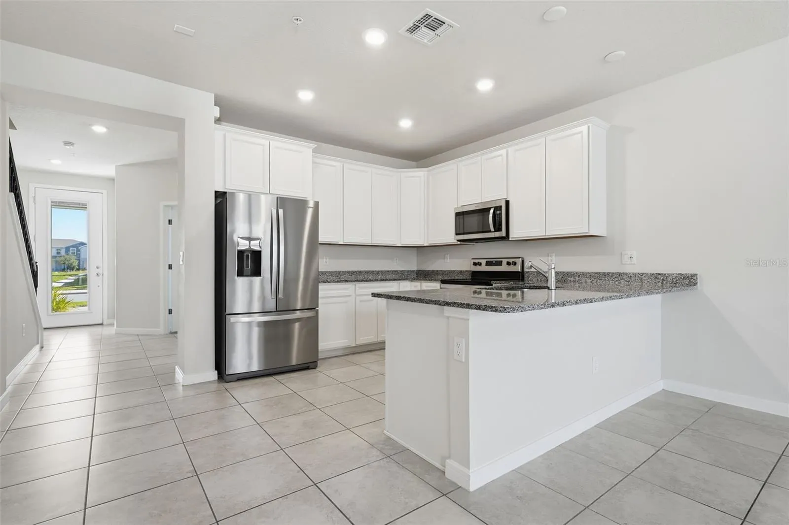 5586 PINELAND RUN