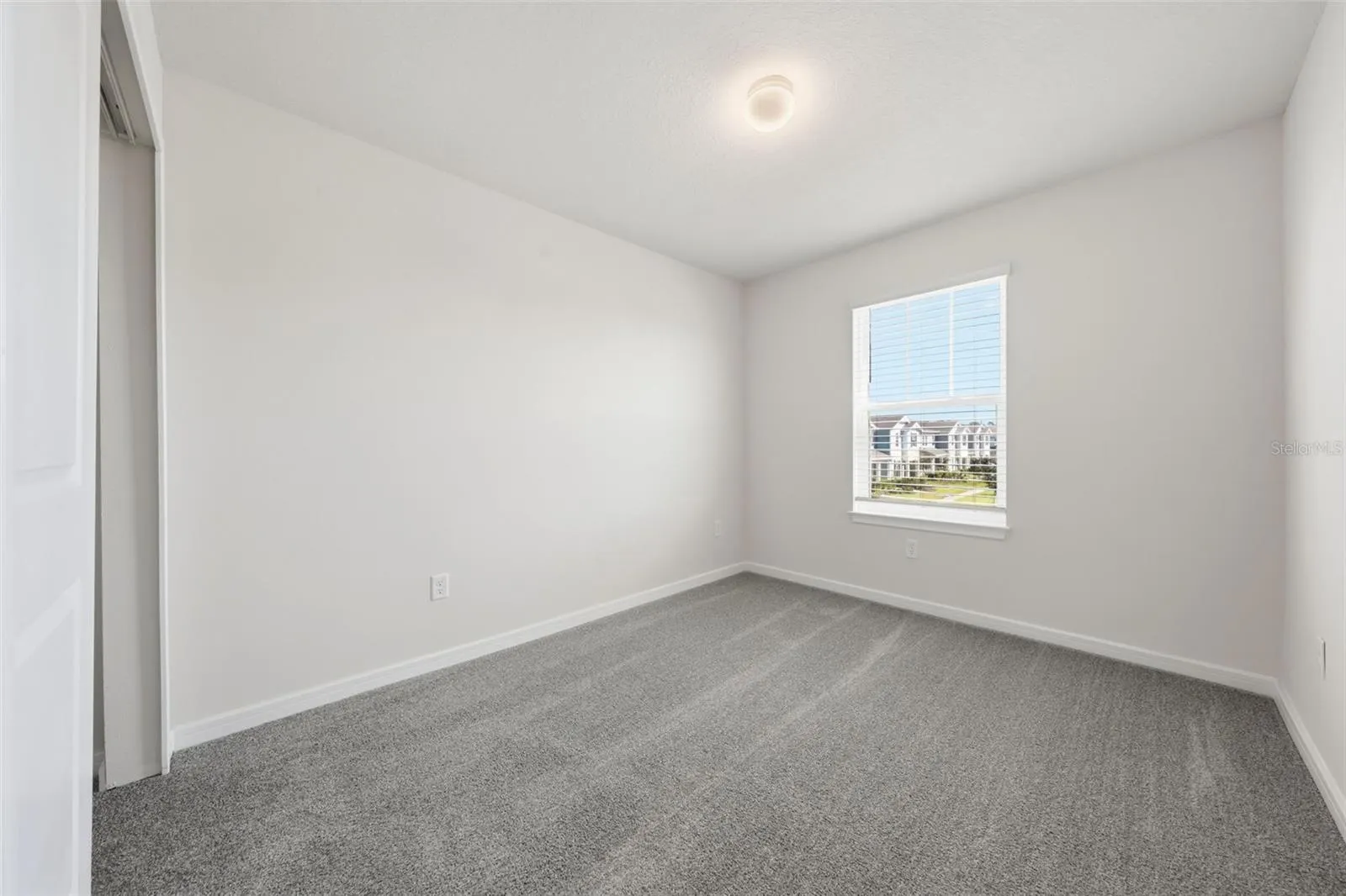 5586 PINELAND RUN