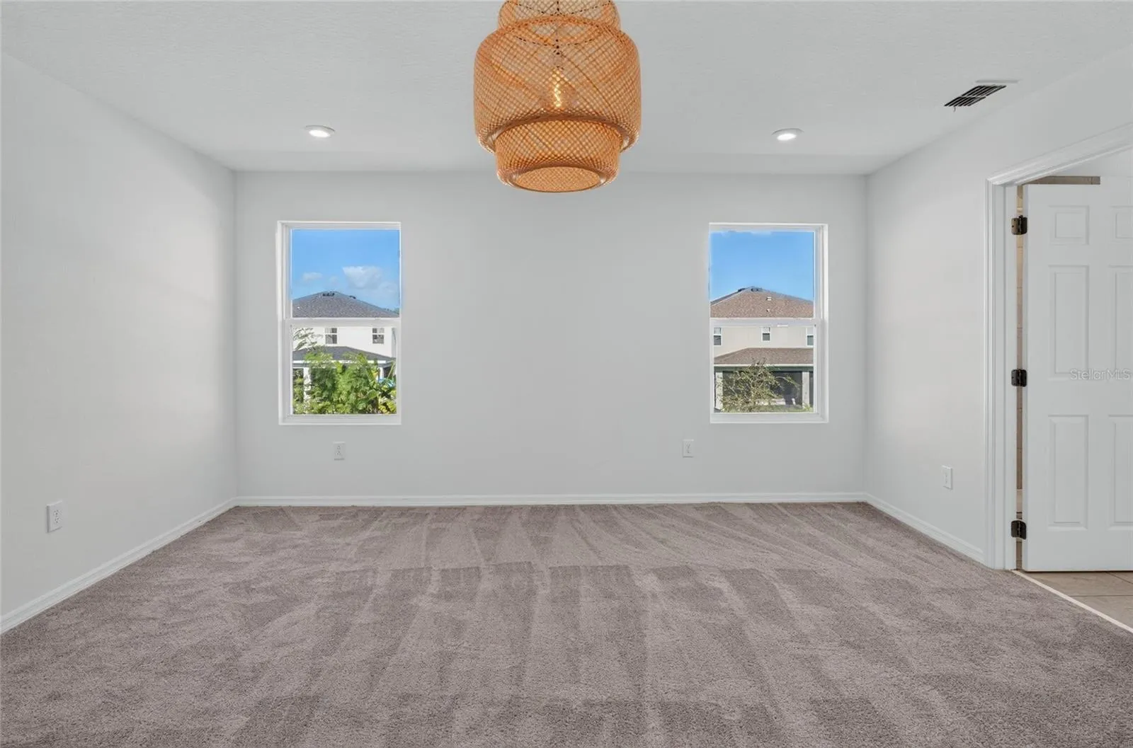 2960 ANGELONIA THORN WAY