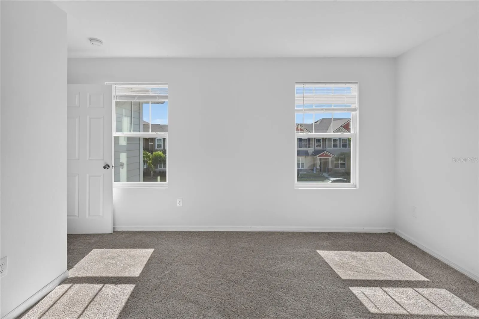 2960 ANGELONIA THORN WAY