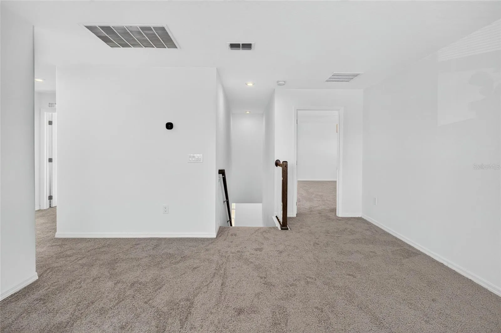 2960 ANGELONIA THORN WAY