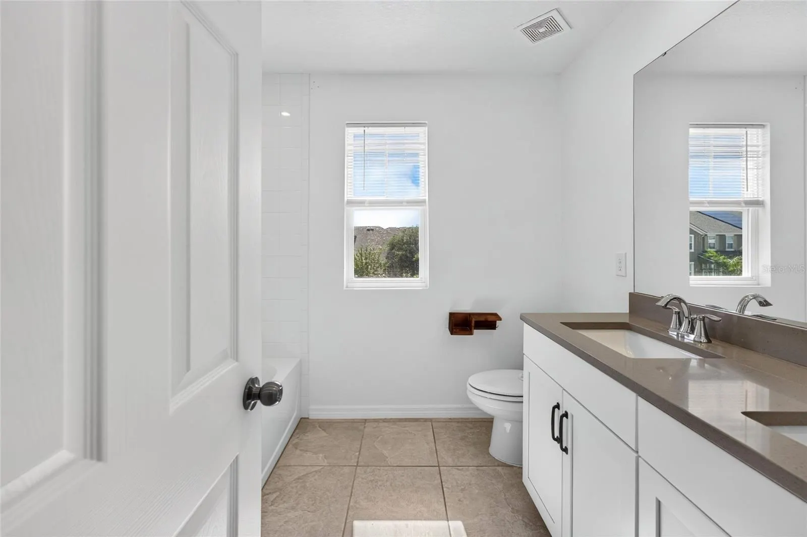 2960 ANGELONIA THORN WAY