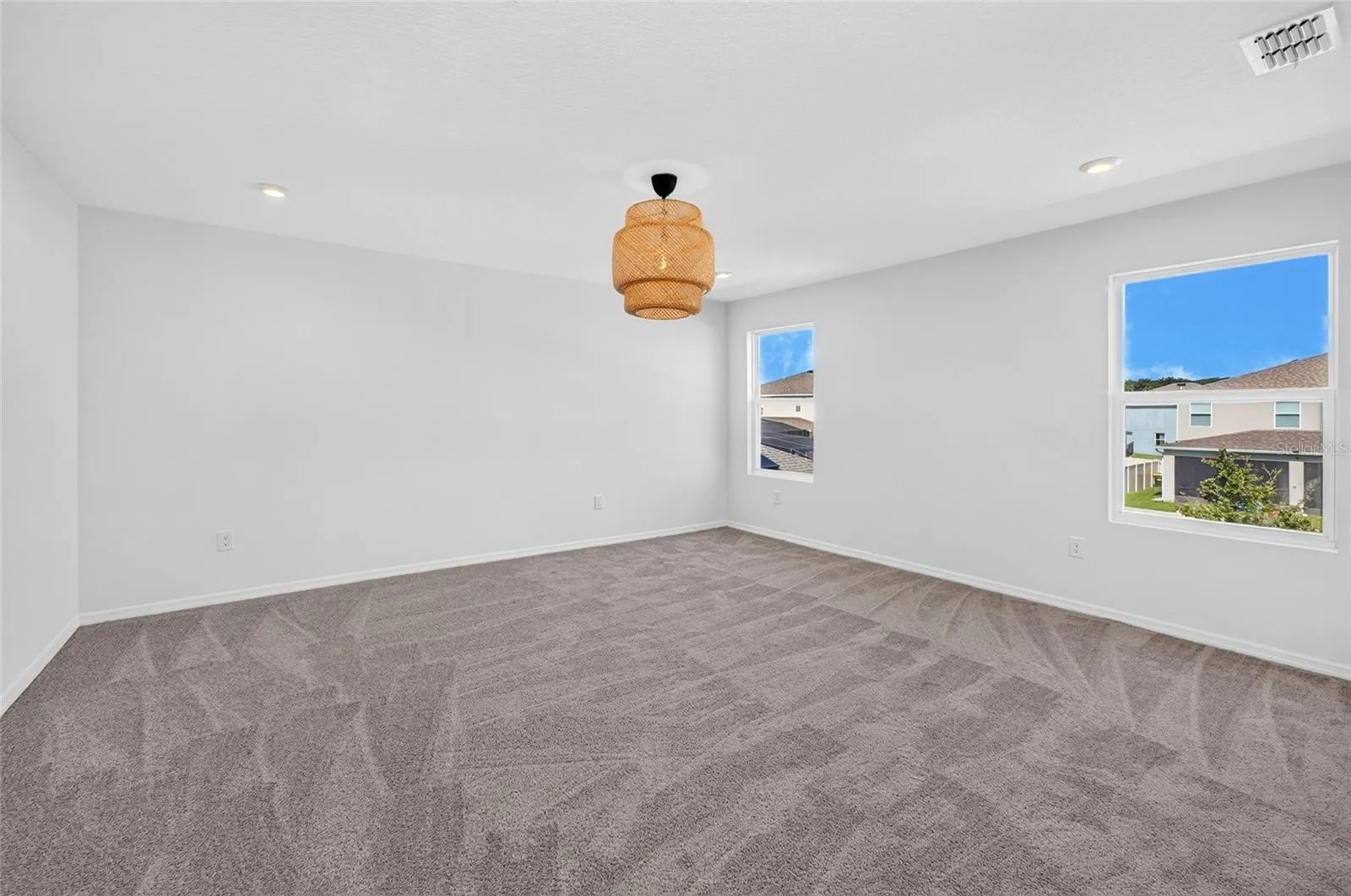 2960 ANGELONIA THORN WAY