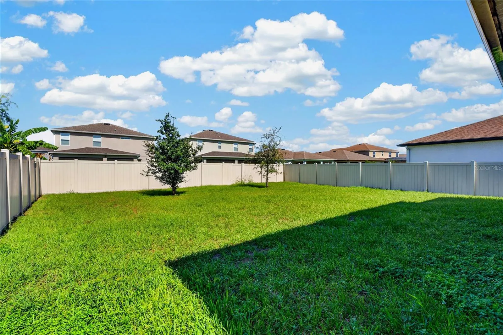 2960 ANGELONIA THORN WAY