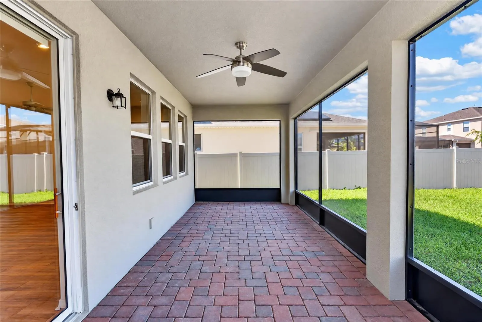 2960 ANGELONIA THORN WAY
