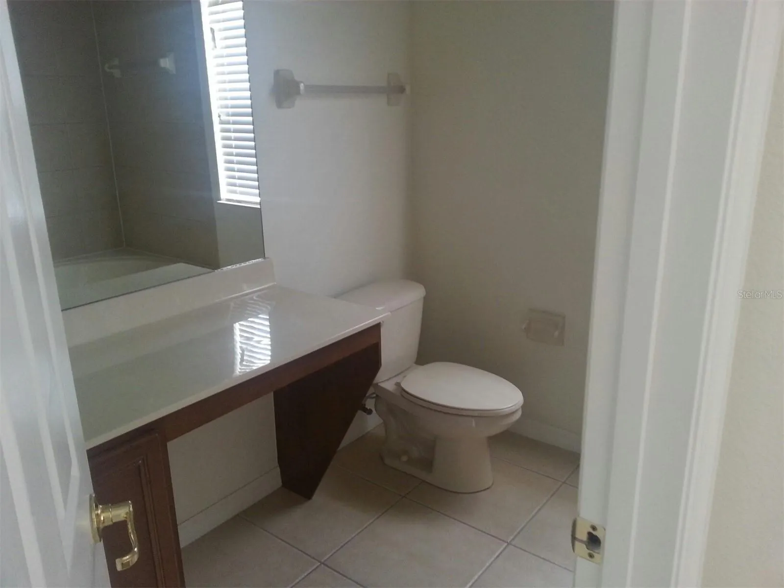2621 RETREAT VIEW CIR