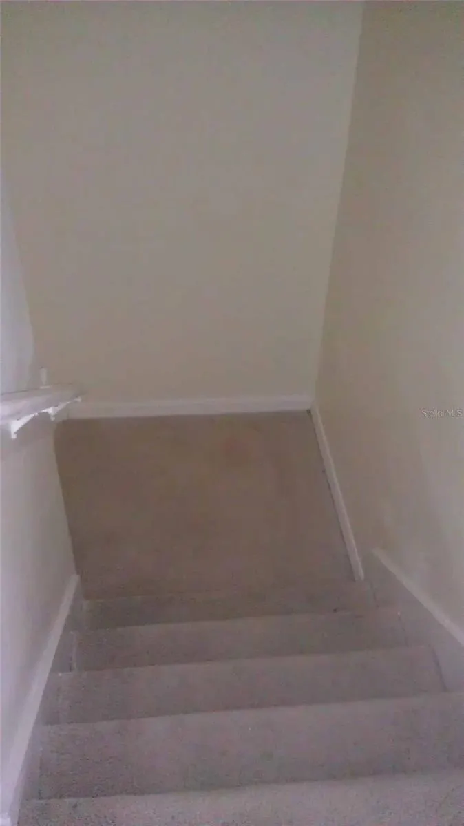 2621 RETREAT VIEW CIR