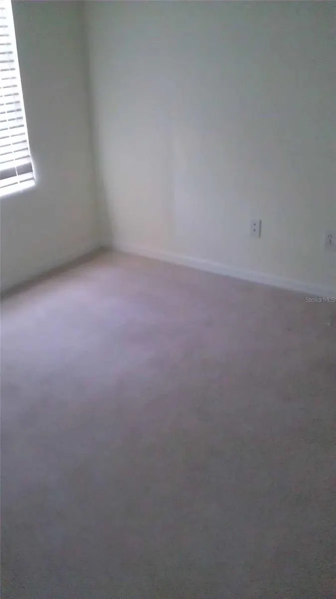 2621 RETREAT VIEW CIR