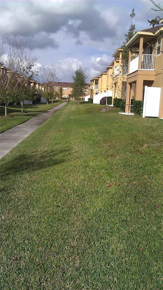 2621 RETREAT VIEW CIR