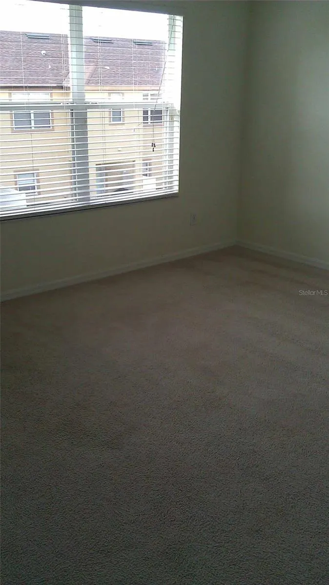 2621 RETREAT VIEW CIR