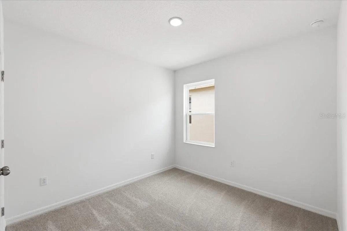 143 BOTTLE BRUSH DR