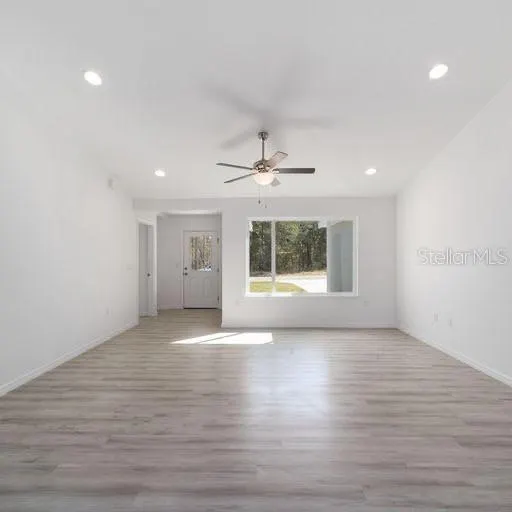 6609 N GRAYTON TER