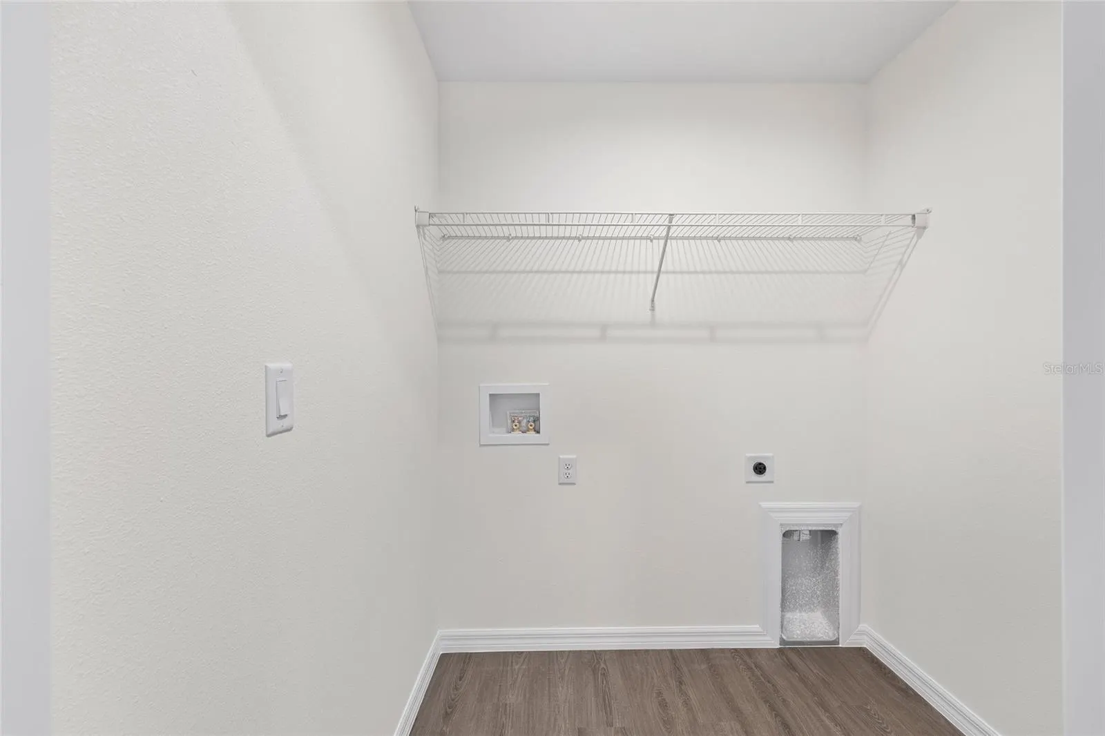 6609 N GRAYTON TER