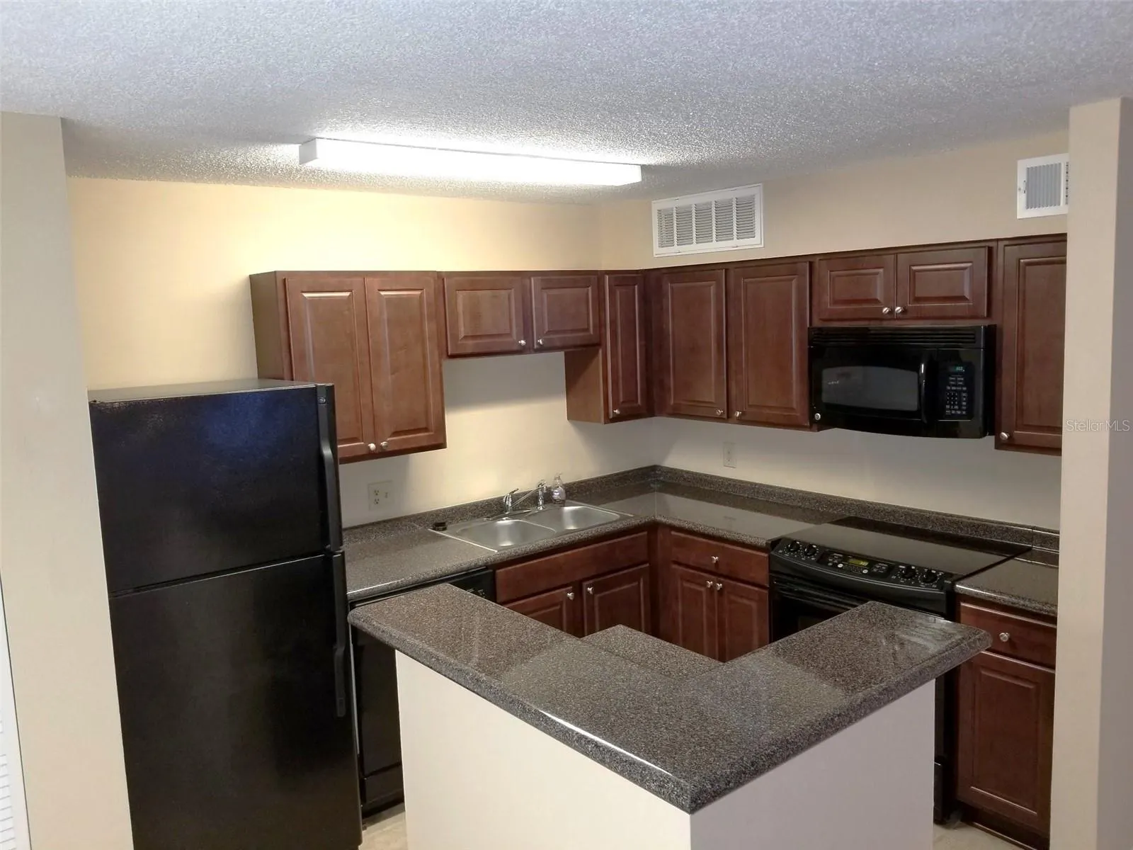 380 LAKE MEADE CT #101 #101