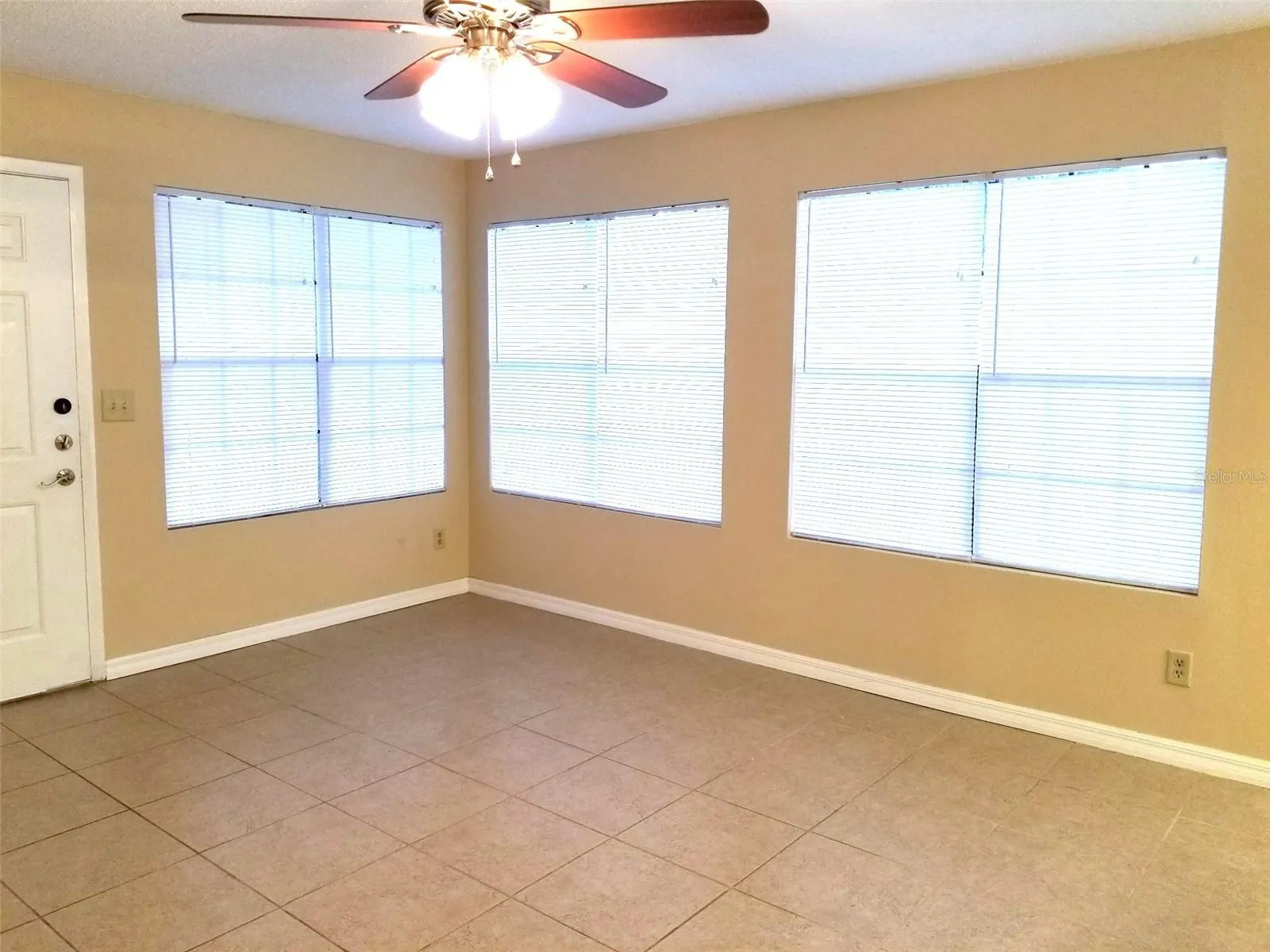 380 LAKE MEADE CT #101 #101