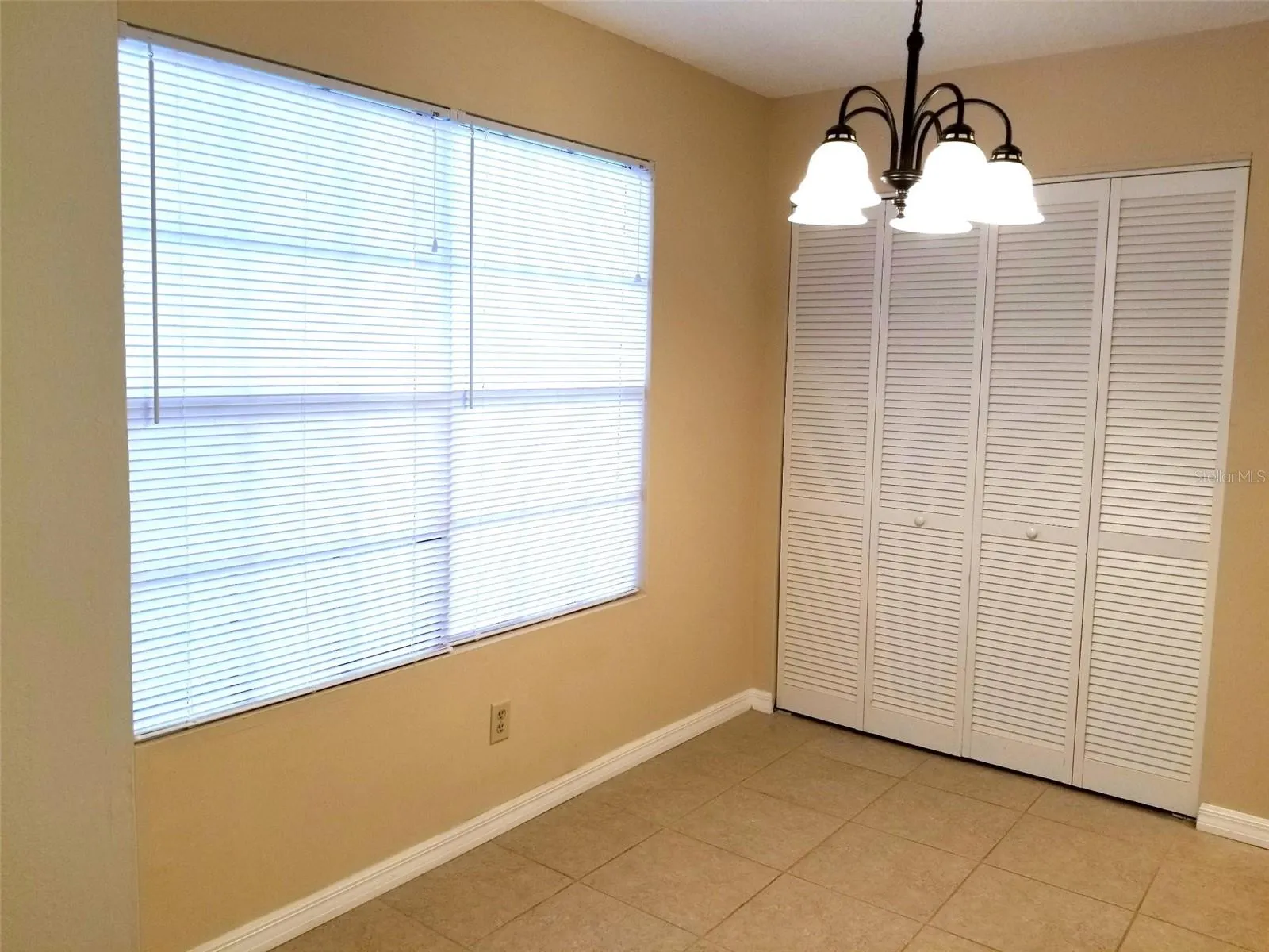 380 LAKE MEADE CT #101 #101
