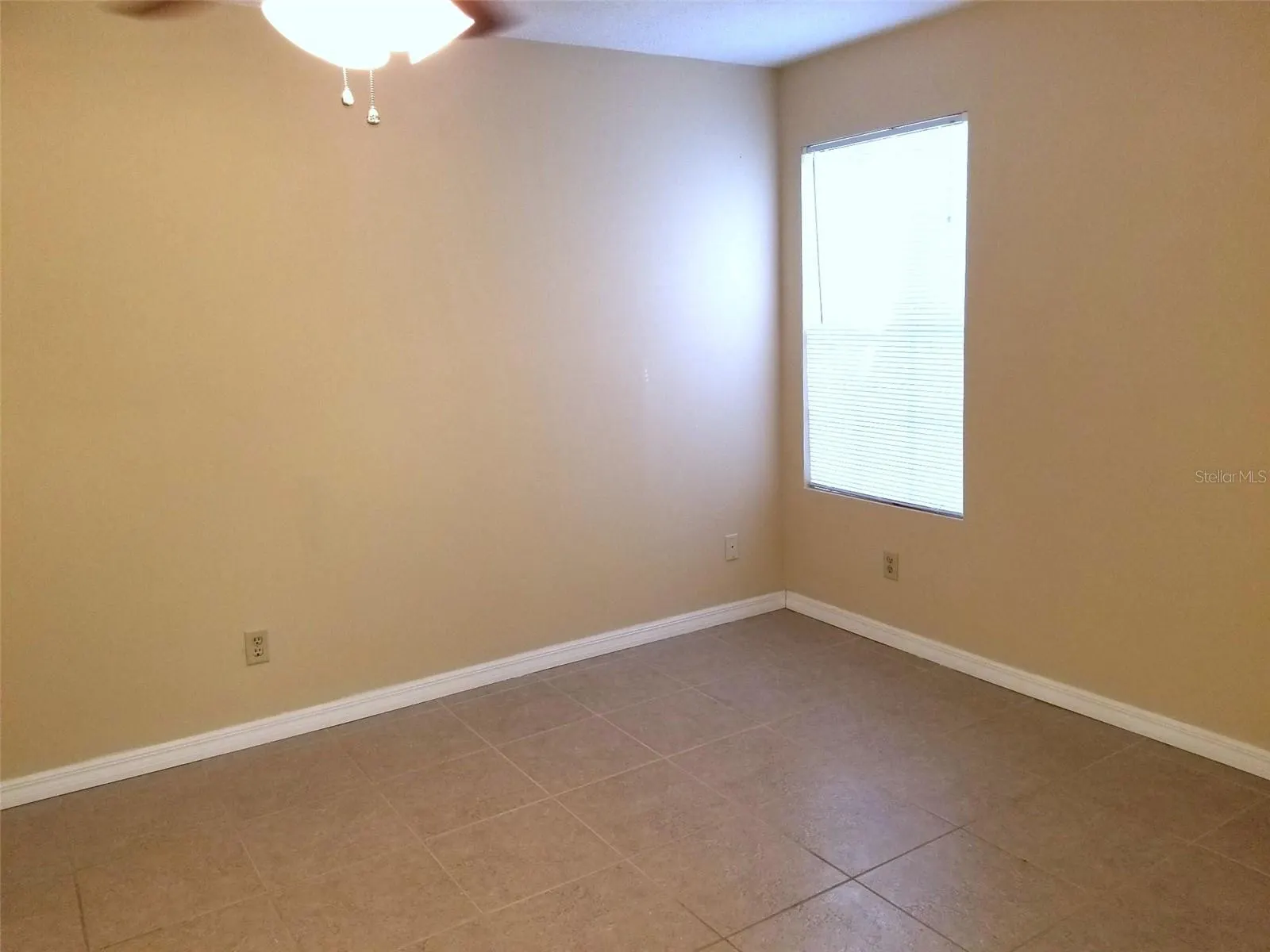 380 LAKE MEADE CT #101 #101