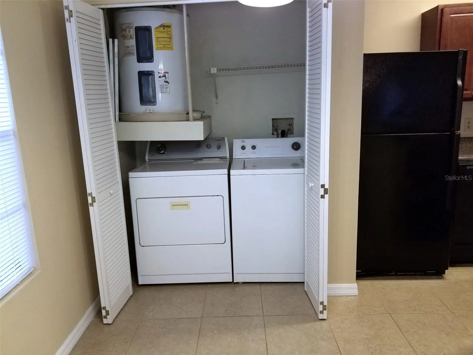 380 LAKE MEADE CT #101 #101