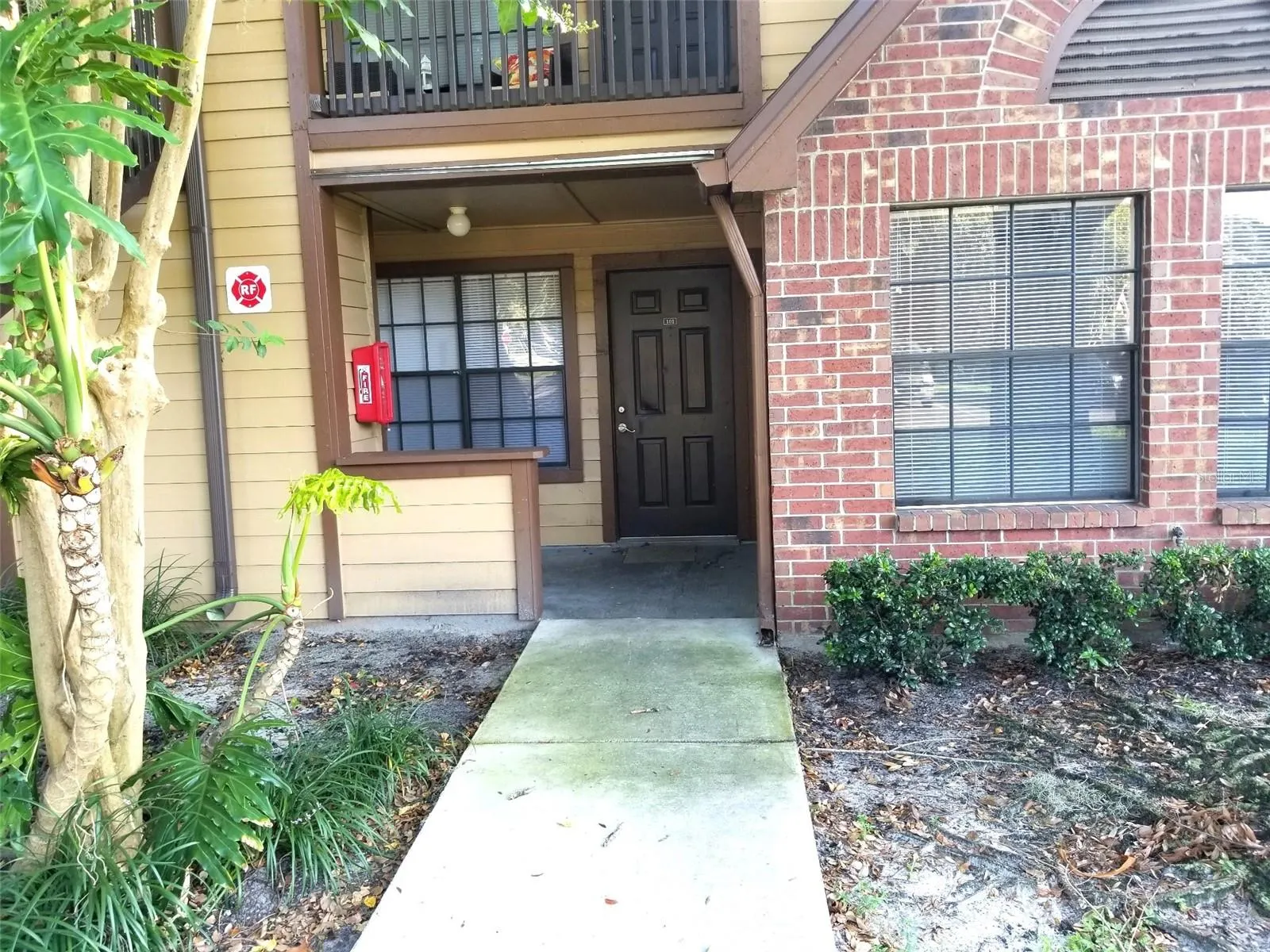 380 LAKE MEADE CT #101 #101