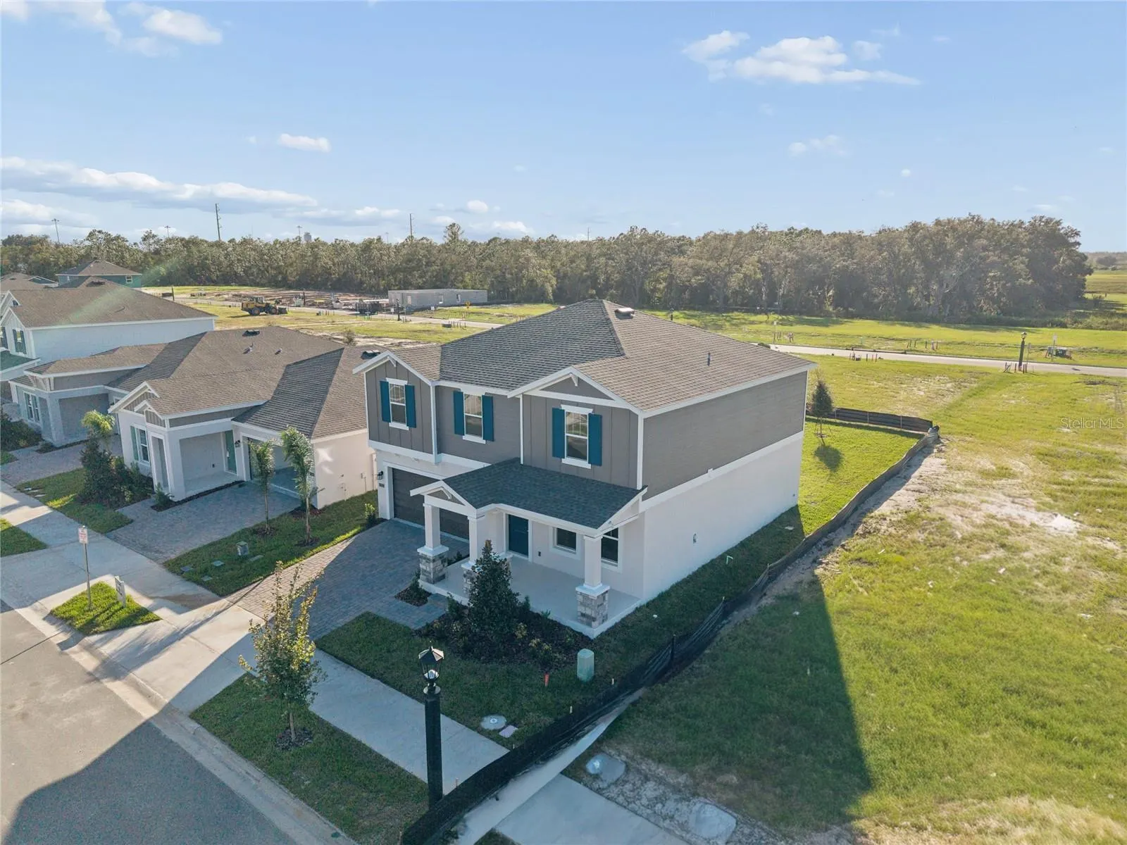 5252 WORCHESTER DR
