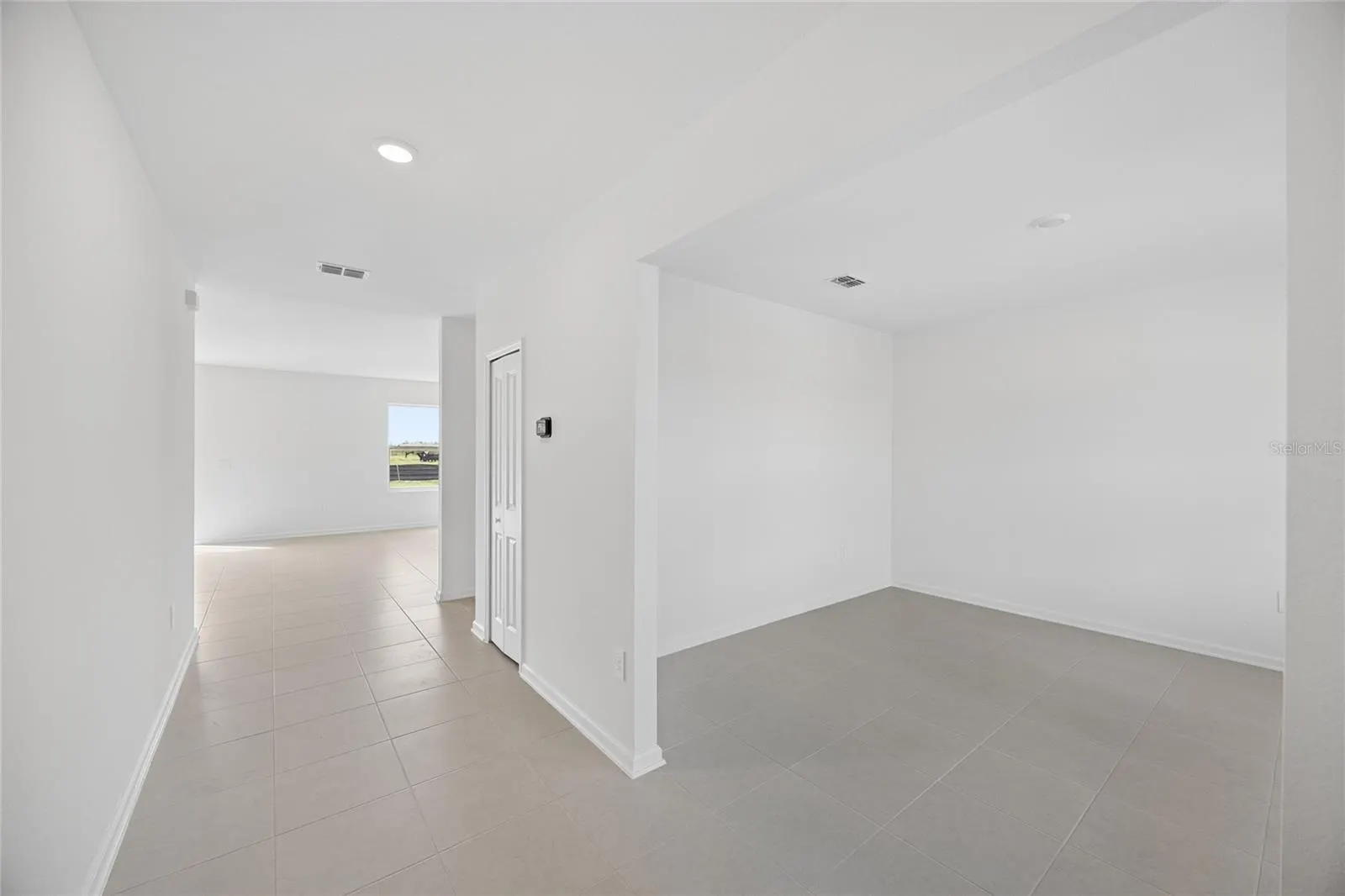 5252 WORCHESTER DR
