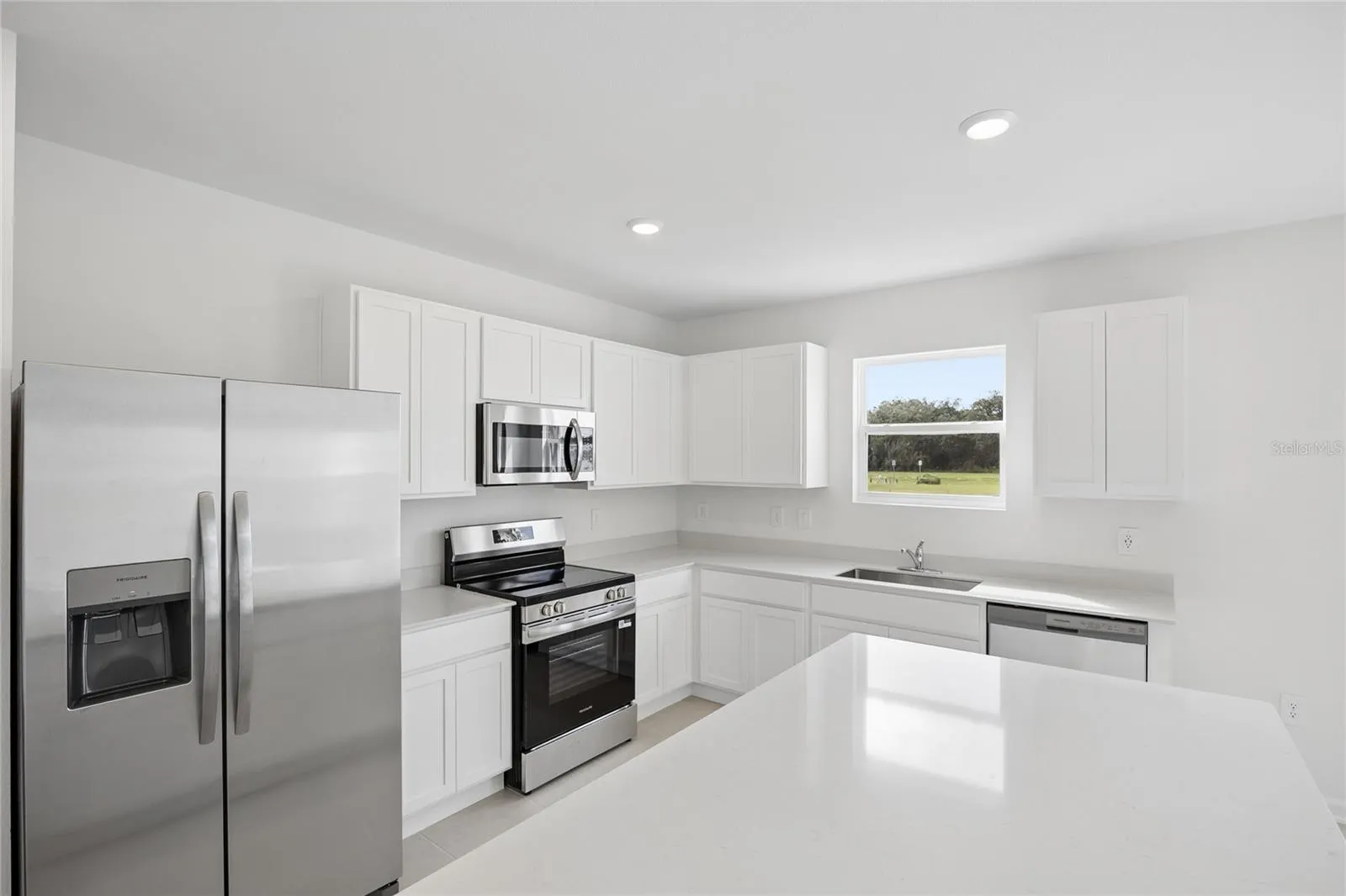 5252 WORCHESTER DR