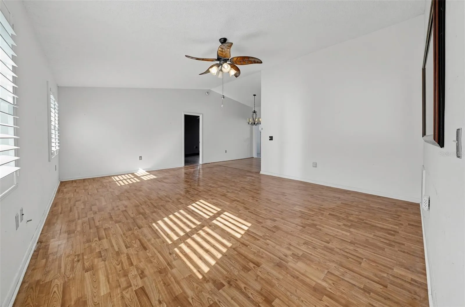 4851 COLONNADES CLUB BLVD
