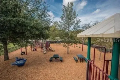 3436 GERBER DAISY LN