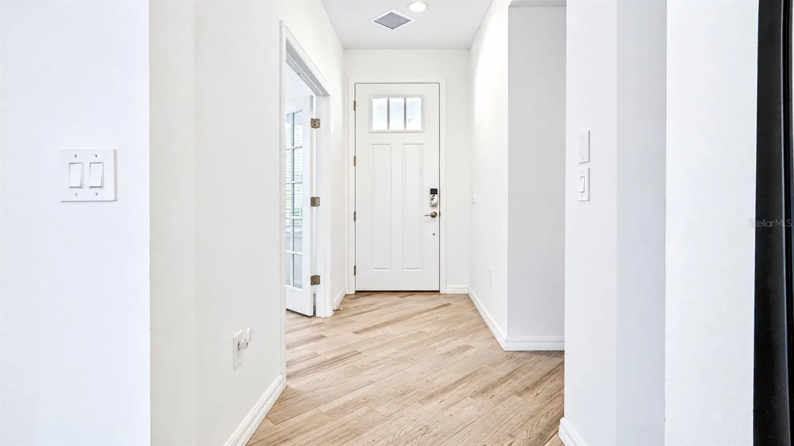 5665 FICUS AUREA ST