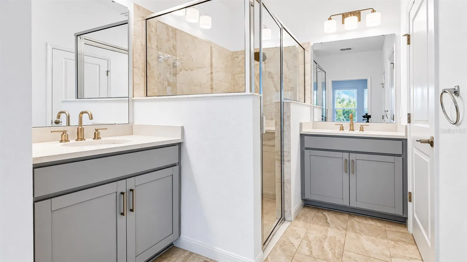 5665 FICUS AUREA ST
