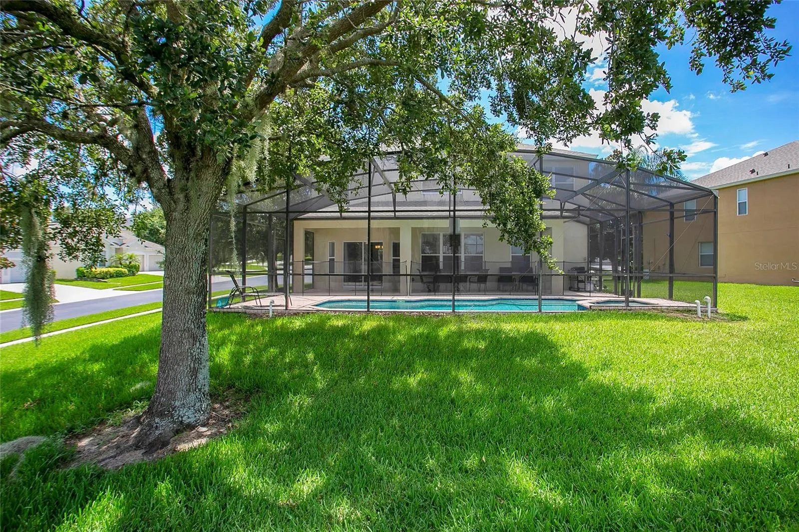 2669 MANESTY LN