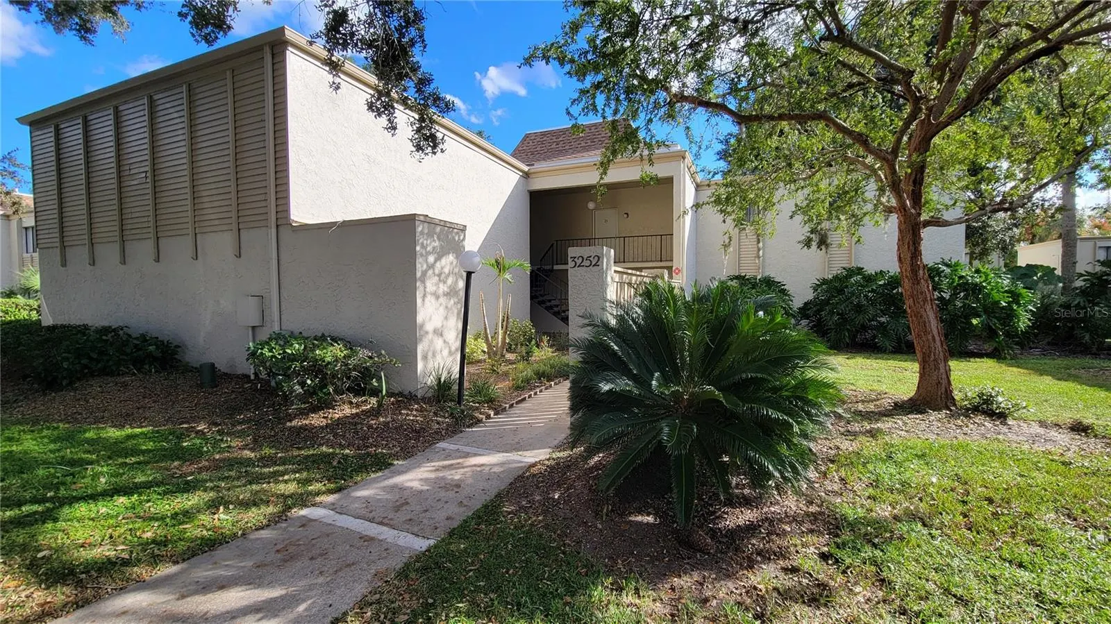 3252 S SEMORAN BLVD #22 #22
