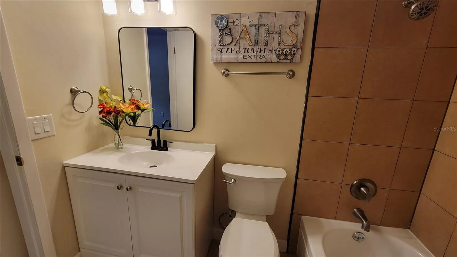 3252 S SEMORAN BLVD #22 #22