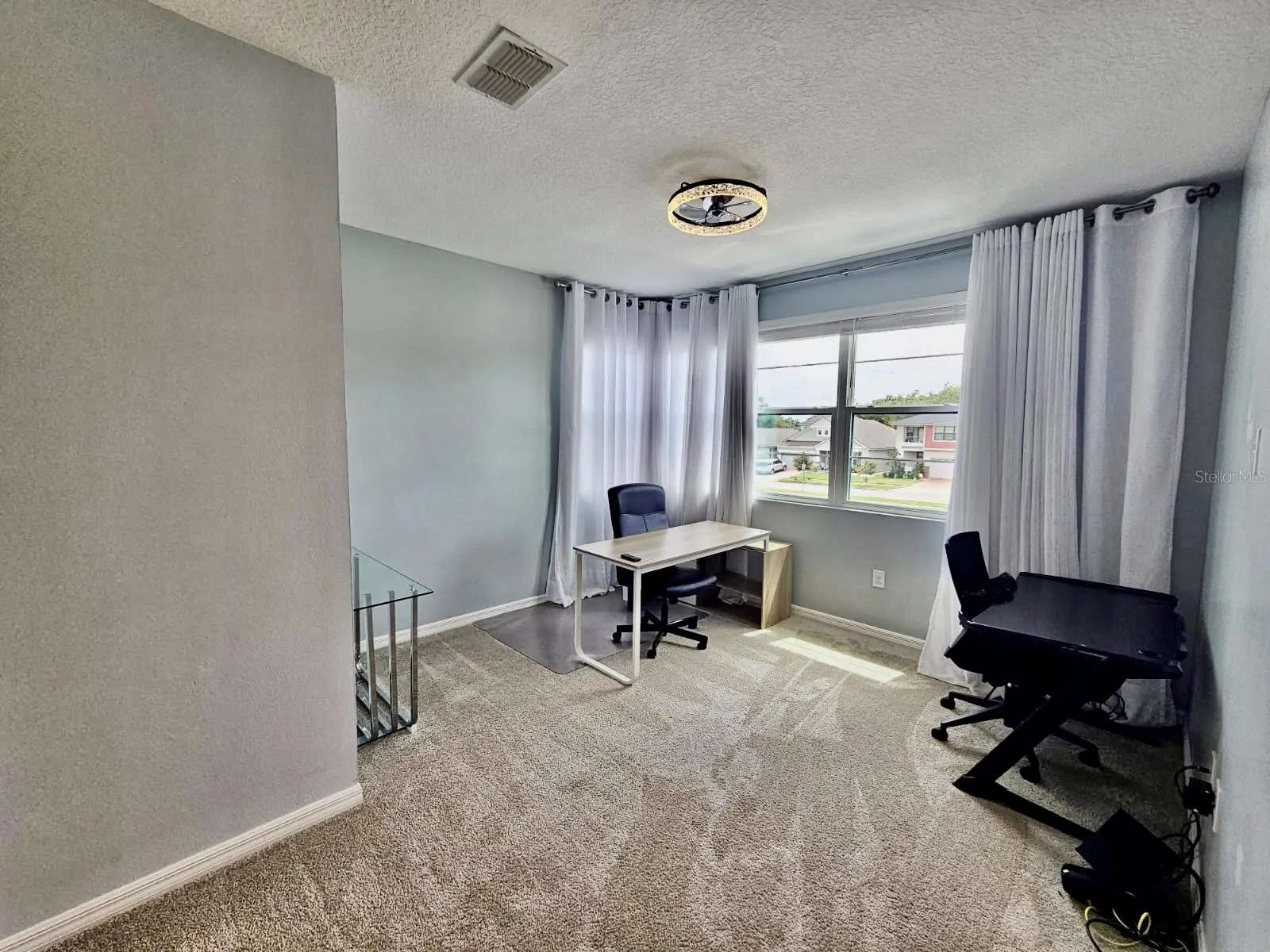 2410 RIVERBANK CV