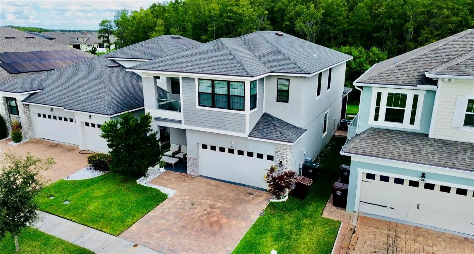 2410 RIVERBANK CV