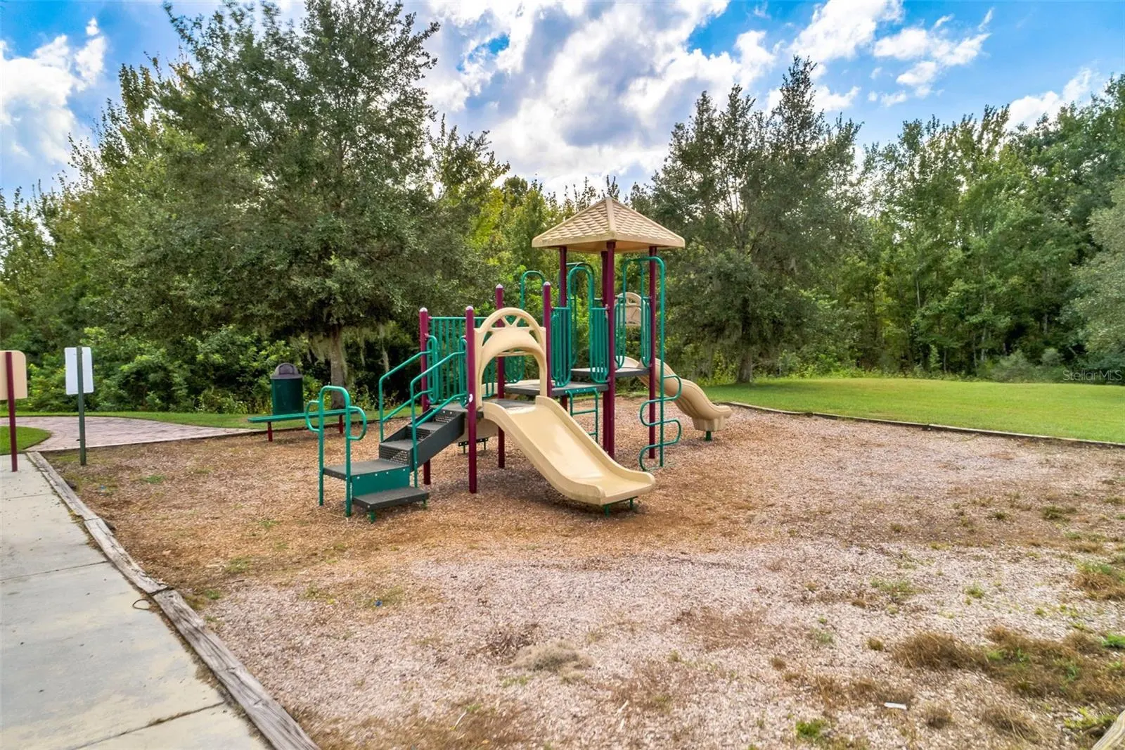 2190 PRESTON LN
