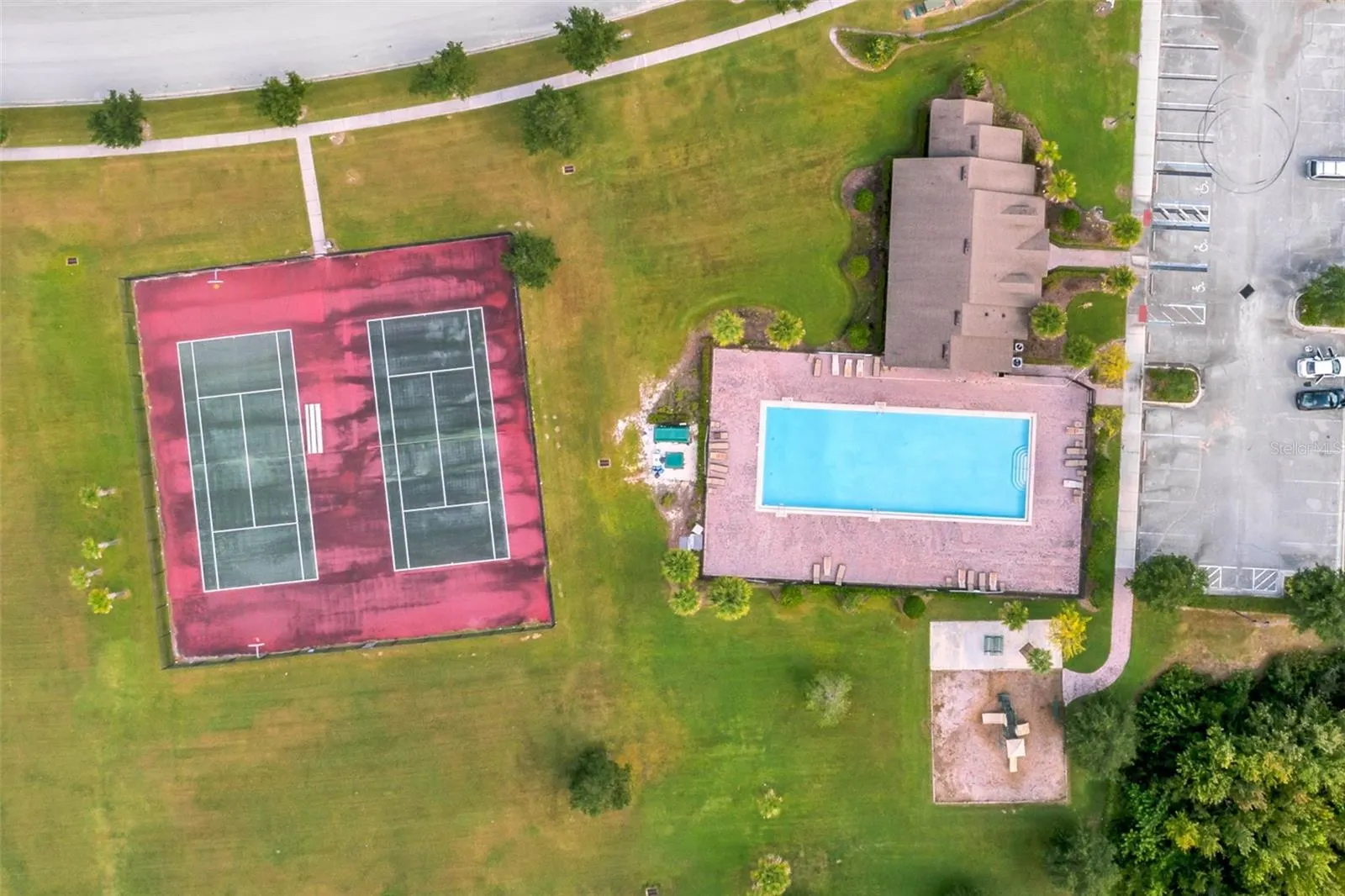2190 PRESTON LN