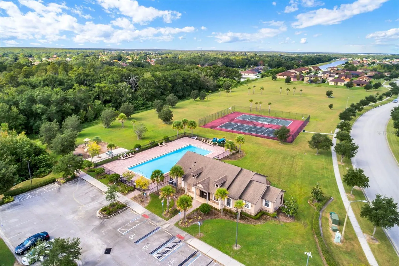 2190 PRESTON LN