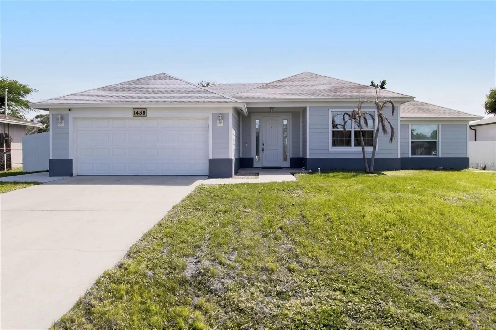 1438 SW DEVERA AVE